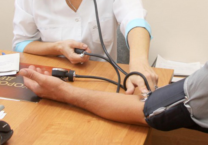 реабилитация больных наркоманией. лечение наркомании. программа реабилитации наркозависимых. амбулаторные и стационарные. врач фото.