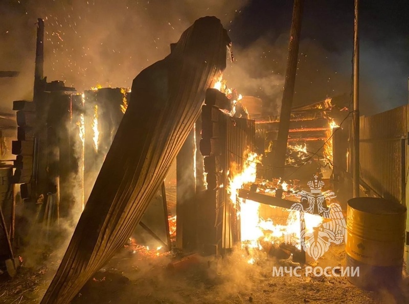 Тушение частного дома под напряжением